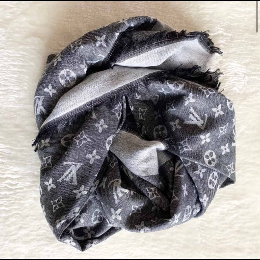 Scarf / Shawl
